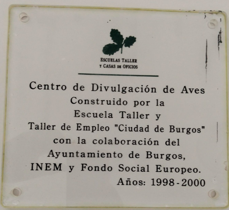 fachada del centro de aves historia index
